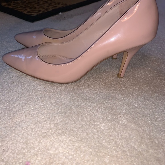 Nude Pumps - Picture 2 of 6
